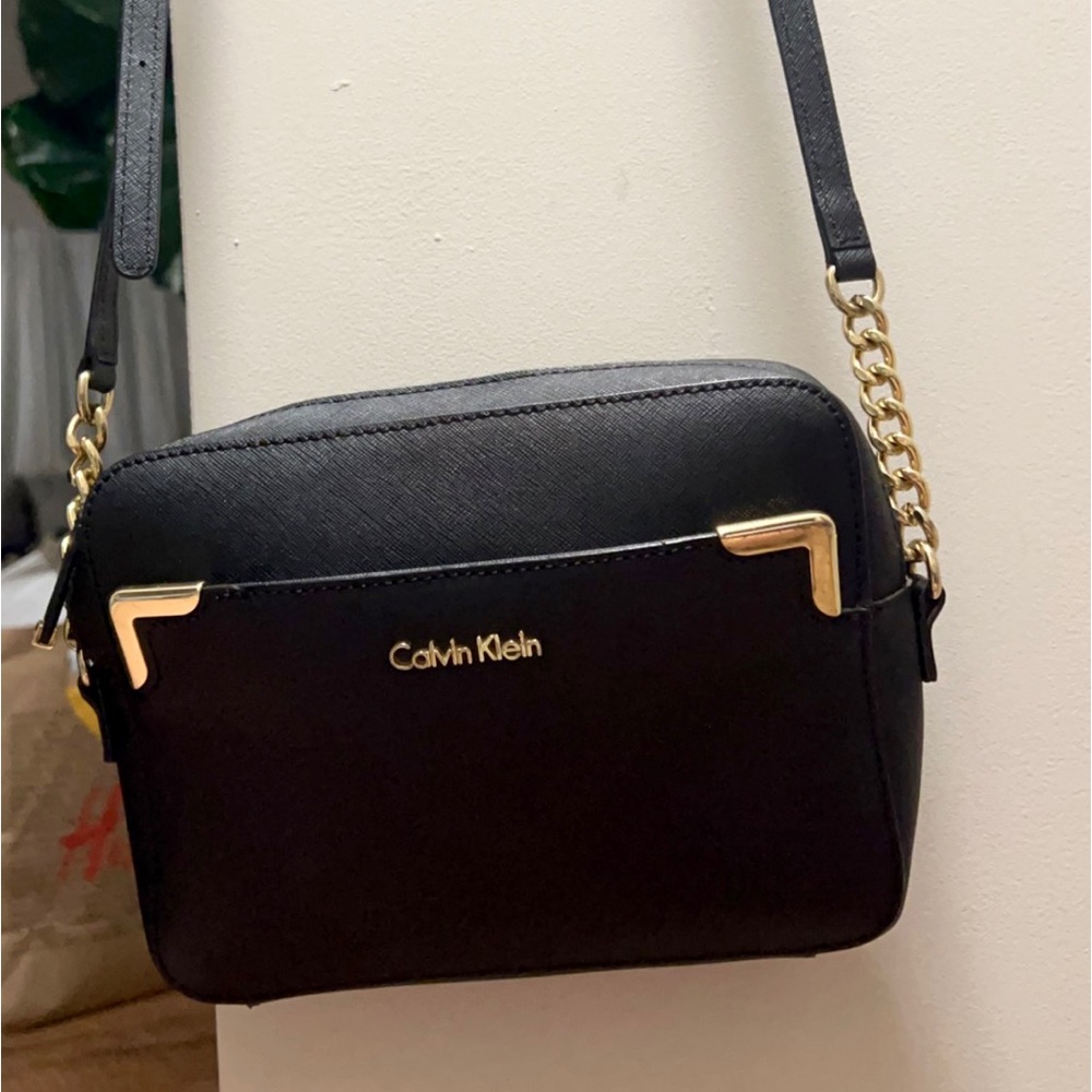 Crossbody Calvin Klein leather bag